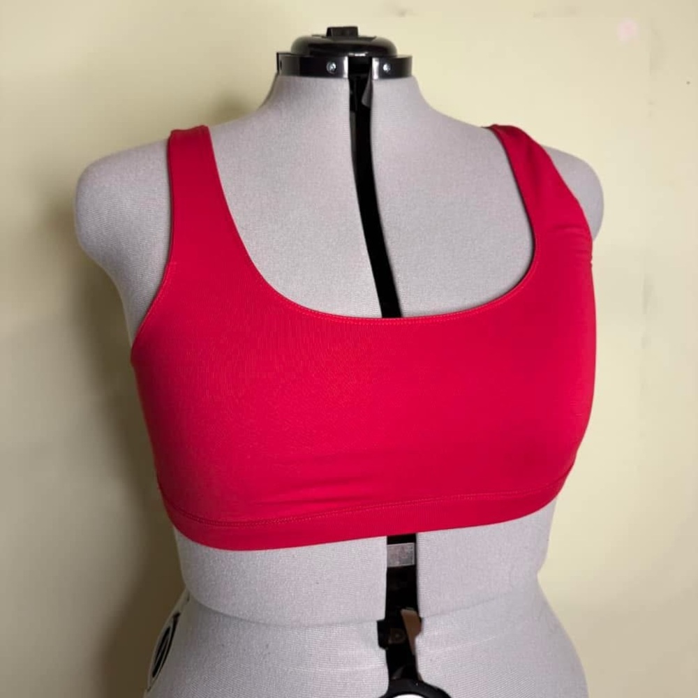 NEW Fabletics Women's Rio Red Sports Bra Size 2X